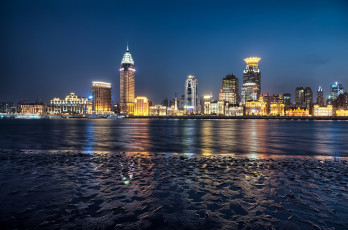 Картинка города шанхай китай ночь вода небоскребы огни