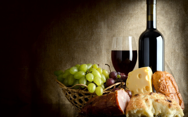 Обои картинки фото еда, разное, вино, виноград, сыр, ветчина, хлеб