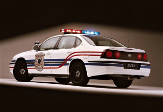 Картинка автомобили chevrolet impala белый полиция