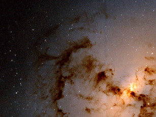 Картинка ngc 1316 после столкновения галактик космос галактики туманности