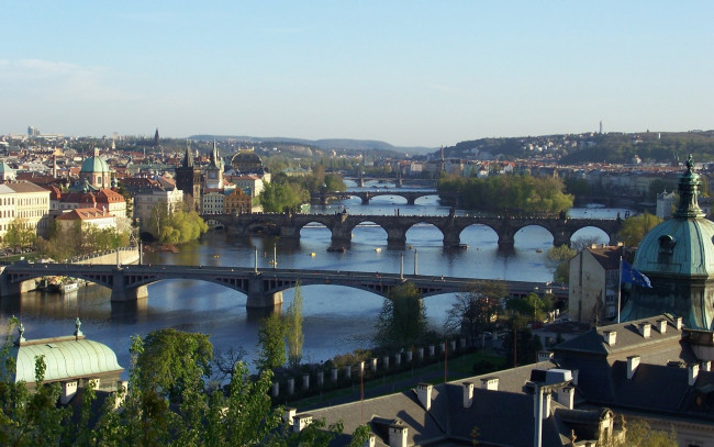 Обои картинки фото города, прага, Чехия, мосты, на, влтаве