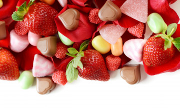 Картинка еда разное сладости клубника шоколад конфеты