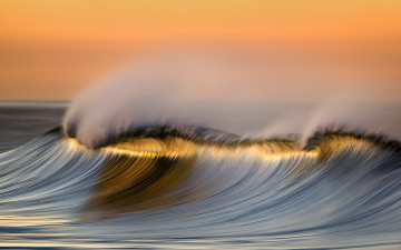 Картинка природа моря океаны волна море гребень закат брызги