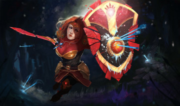 Картинка фэнтези девушки щит меч взгляд эротика девушка арт фантастика рыжие волосы