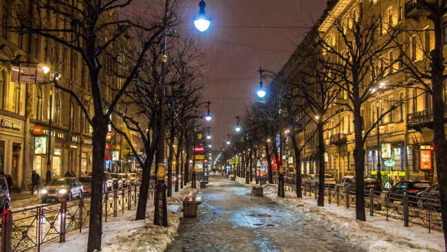 Обои картинки фото города, санкт-петербург,  петергоф , россия, зимний, дождь, огни, большая, конюшенная