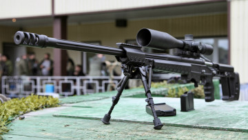 Картинка российская высокоточная снайперская винтовка орсис 5000 оружие винтовки прицеломприцелы дуло