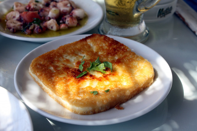 Обои картинки фото еда, сырные изделия, сыр, кухня, жареный, греческая