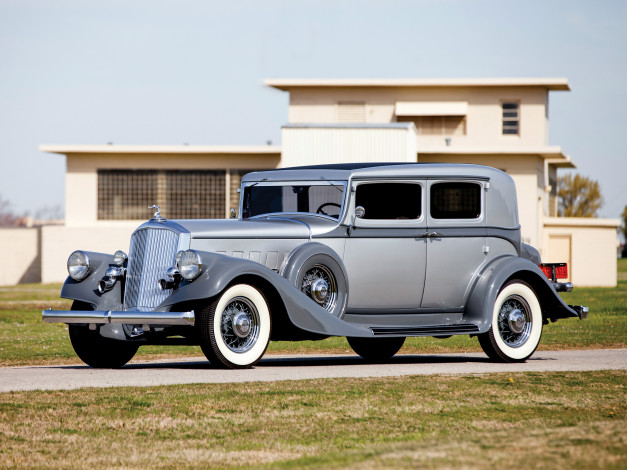 Обои картинки фото автомобили, классика, 1933г, pierce-arrow, model, 836, club, sedan, серый