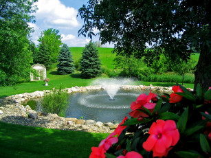 Картинка природа парк беседка фонтан деревья цветы трава