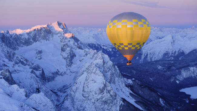 Обои картинки фото авиация, воздушные, шары, горы, воздушный, шар