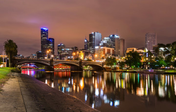 обоя города, мельбурн , австралия, огни, ночных, небоскребов, мельбурн, отражаются, в, водном, канале
