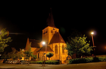 Картинка бельгия steenokkerzeel города огни ночного ночь улица костел дома