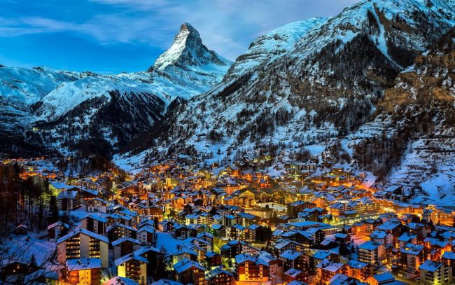 Обои картинки фото города, - огни ночного города, зима, снег, горы, огни, панорама, вечер