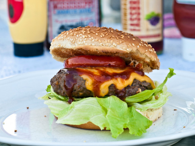 Обои картинки фото еда, бутерброды,  гамбургеры,  канапе, чизбургер, салат, котлета, сыр, булочка