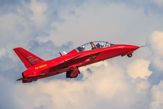 Обои картинки фото sr-10, авиация, боевые самолёты, россия, ввс, двухместный, российский, учебно-тренировочный самолет, спортивно-пилотажный