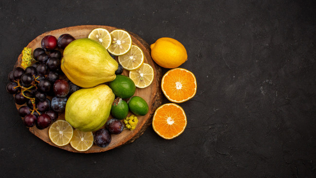 Обои картинки фото еда, фрукты,  ягоды, айва, виноград, фейхоа, лимон, апельсин