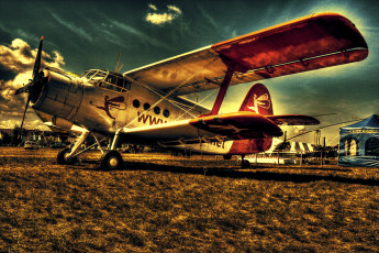 Картинка авиация лёгкие одномоторные самолёты небо трава