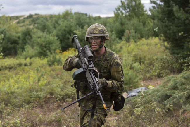 Обои картинки фото оружие, армия, спецназ, солдат, canadian, army