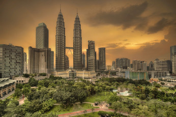 Картинка petronas+towers города куала-лумпур+ малайзия башни близнецы