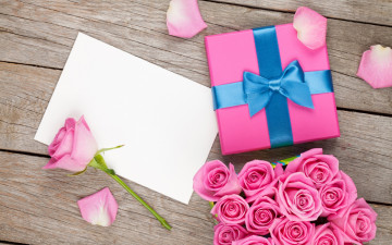 Картинка праздничные день+святого+валентина +сердечки +любовь бант бутоны gift розовые розы подарок букет bouquet день святого валентина roses любовь лепестки коробка valentine's day романтика