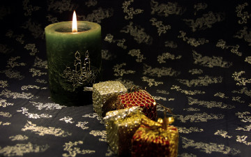 Картинка праздничные новогодние+свечи огонек свеча подарки мини
