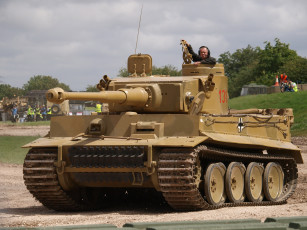Картинка техника военная танк тяжелый тигр tiger
