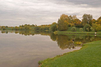 Картинка природа реки озера облакак вода трава деревья