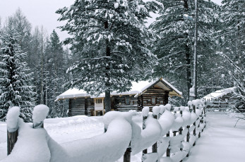 Картинка природа зима снег лес сугробы дом забор