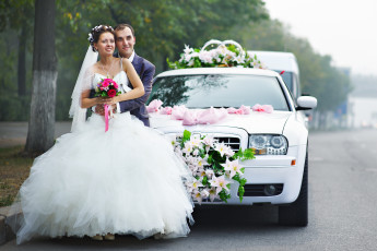 Картинка разное мужчина+женщина lovers happy bouquet букет украшения платье wedding свадьба bride groom автомобиль невеста жених