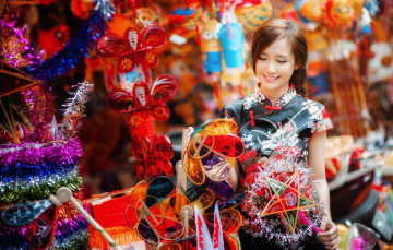 Картинка девушки -+азиатки национальный костюм азиатка игрушки