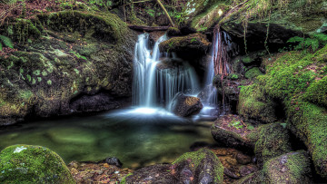 Картинка природа водопады ручей мох камни