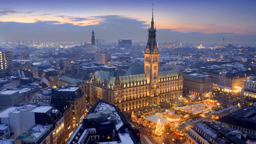 Картинка города гамбург+ германия панорама рождество рынок ратуша гамбург праздник