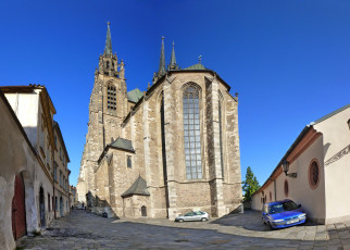 Картинка собор святых петра павла города католические соборы костелы аббатства брно Чехия