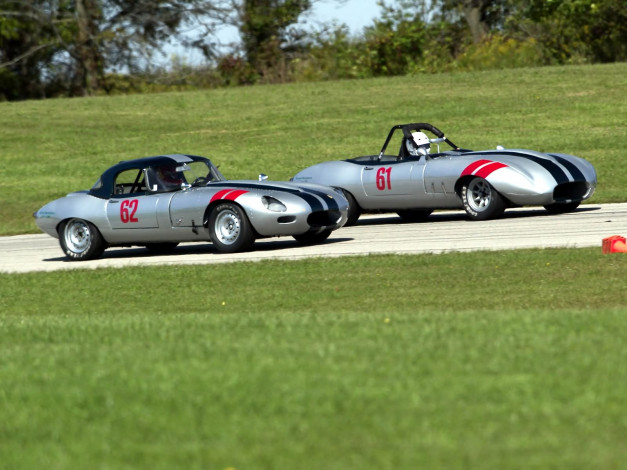 Обои картинки фото jaguar, select, edition, type, roadster, 61, 1967, 2004, season, автомобили