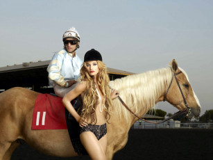 Картинка разное мужчина+женщина жоккей лошадь девушка трусики