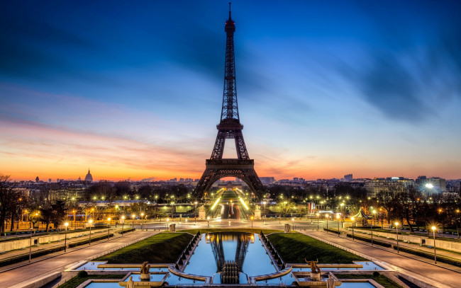 Обои картинки фото eiffel, tower, города, париж, франция, огни, панорама, эйфелева, башня, ночь