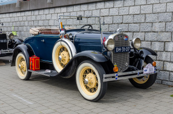 Картинка ford+a+roadster+deluxe+1931 автомобили выставки+и+уличные+фото ретро история автошоу выставка
