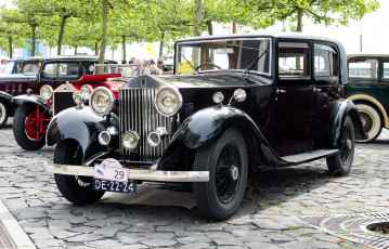 Картинка rolls+royce+2025+sedan+de+ville+1933 автомобили выставки+и+уличные+фото история ретро автошоу выставка