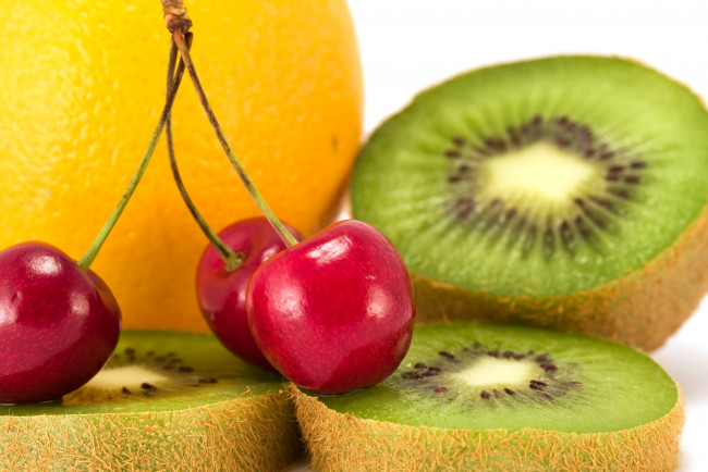 Обои картинки фото еда, фрукты,  ягоды, вишня, киви
