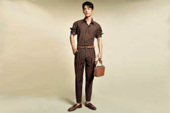 Картинка мужчины xiao+zhan актер сумка