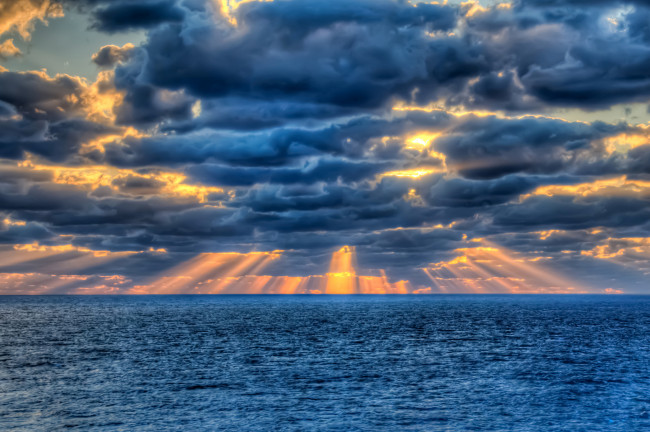 Обои картинки фото природа, моря, океаны, облака, закат, море