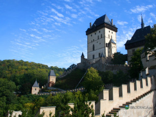 Картинка города дворцы замки крепости karlstejn+castle czech+republic