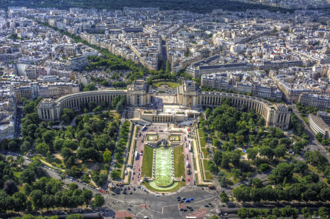 Обои картинки фото palais de chaillot et jardins du trocadero, города, париж , франция, панорама