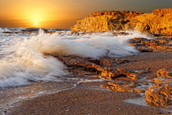 Картинка природа восходы закаты берег море скалы прибой закат волны