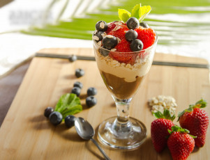 Картинка еда мороженое +десерты ложка мята йогурт фрукты десерт