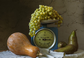 Картинка еда фрукты+и+овощи+вместе весы виноград груша тыква