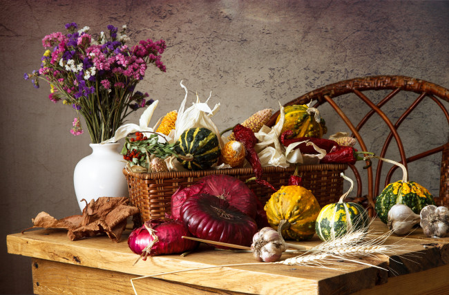 Обои картинки фото еда, натюрморт, лук, тыква, цветы