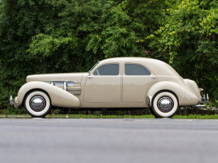 Картинка автомобили cord 1937г 812 supercharged custom beverly sedan bustlback
