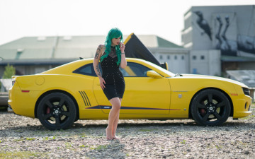 Картинка автомобили -авто+с+девушками цвет лицо автомобиль волосы девушка платье