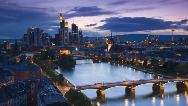 Обои картинки фото frankfurt, am, main, города, огни, ночного, вечер, франкфурт, германия, река, мосты